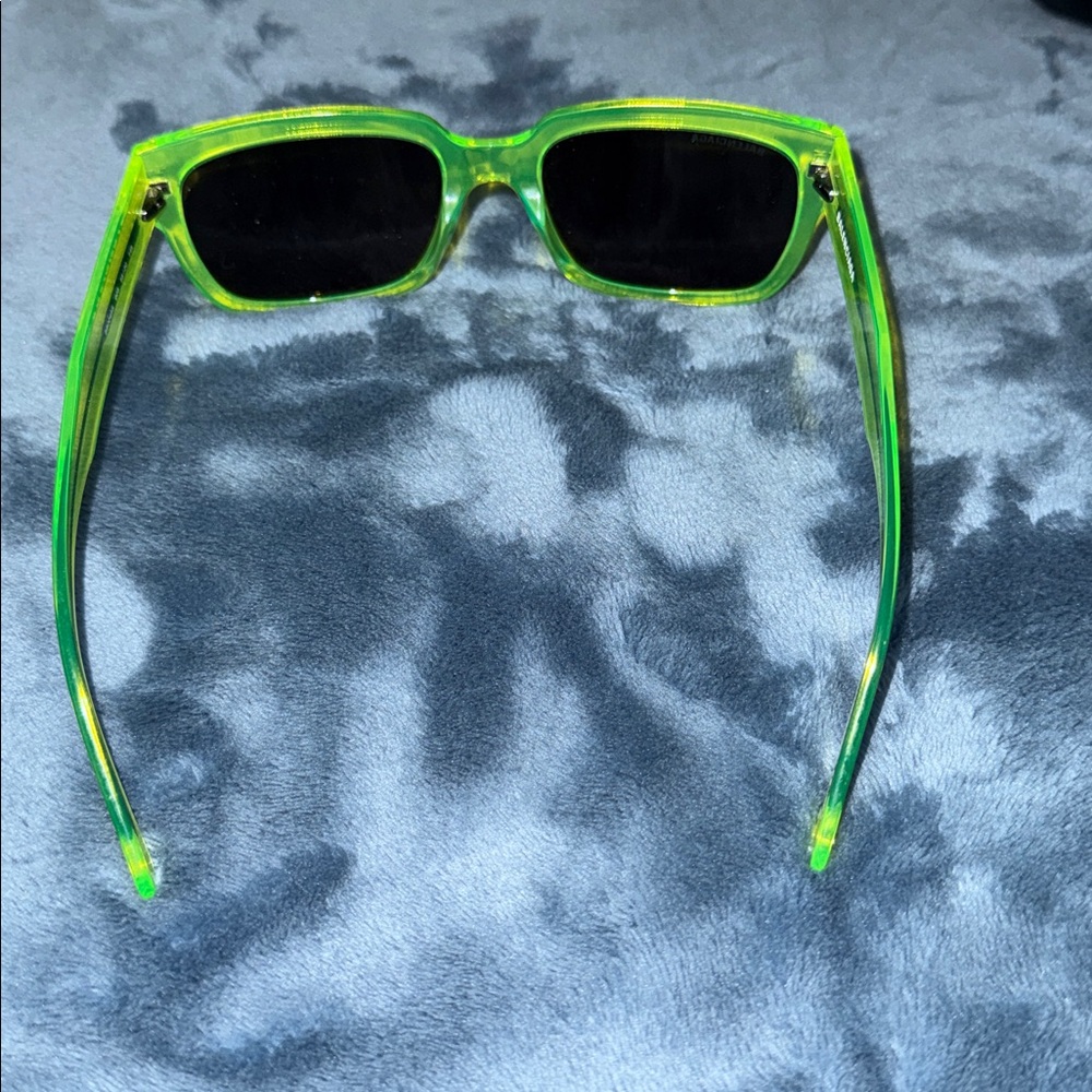 Balenciaga Volt Green Sunglasses - Picture 3 of 7